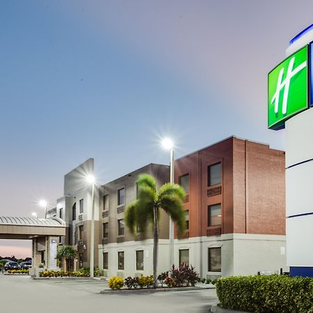 Holiday Inn Express Hotel & Suites Clewiston, An Ihg Hotel Экстерьер фото