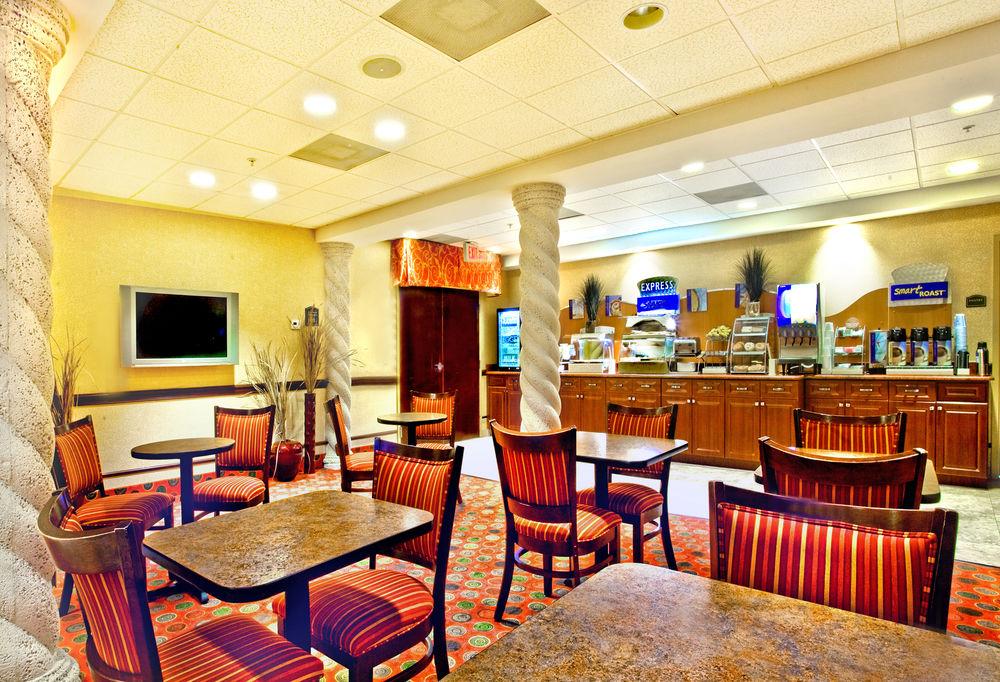 Holiday Inn Express Hotel & Suites Clewiston, An Ihg Hotel Экстерьер фото