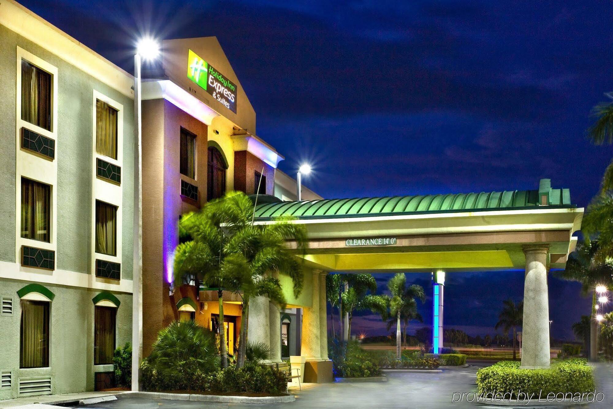 Holiday Inn Express Hotel & Suites Clewiston, An Ihg Hotel Экстерьер фото