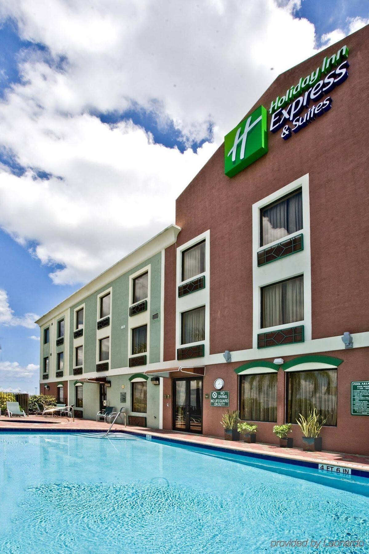 Holiday Inn Express Hotel & Suites Clewiston, An Ihg Hotel Экстерьер фото